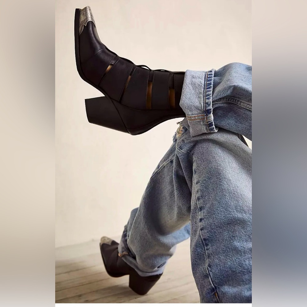 FREE PEOPLE WOMEN'S BRAYDEN FISHERMAN WESTERN BOOTIES - NWOT